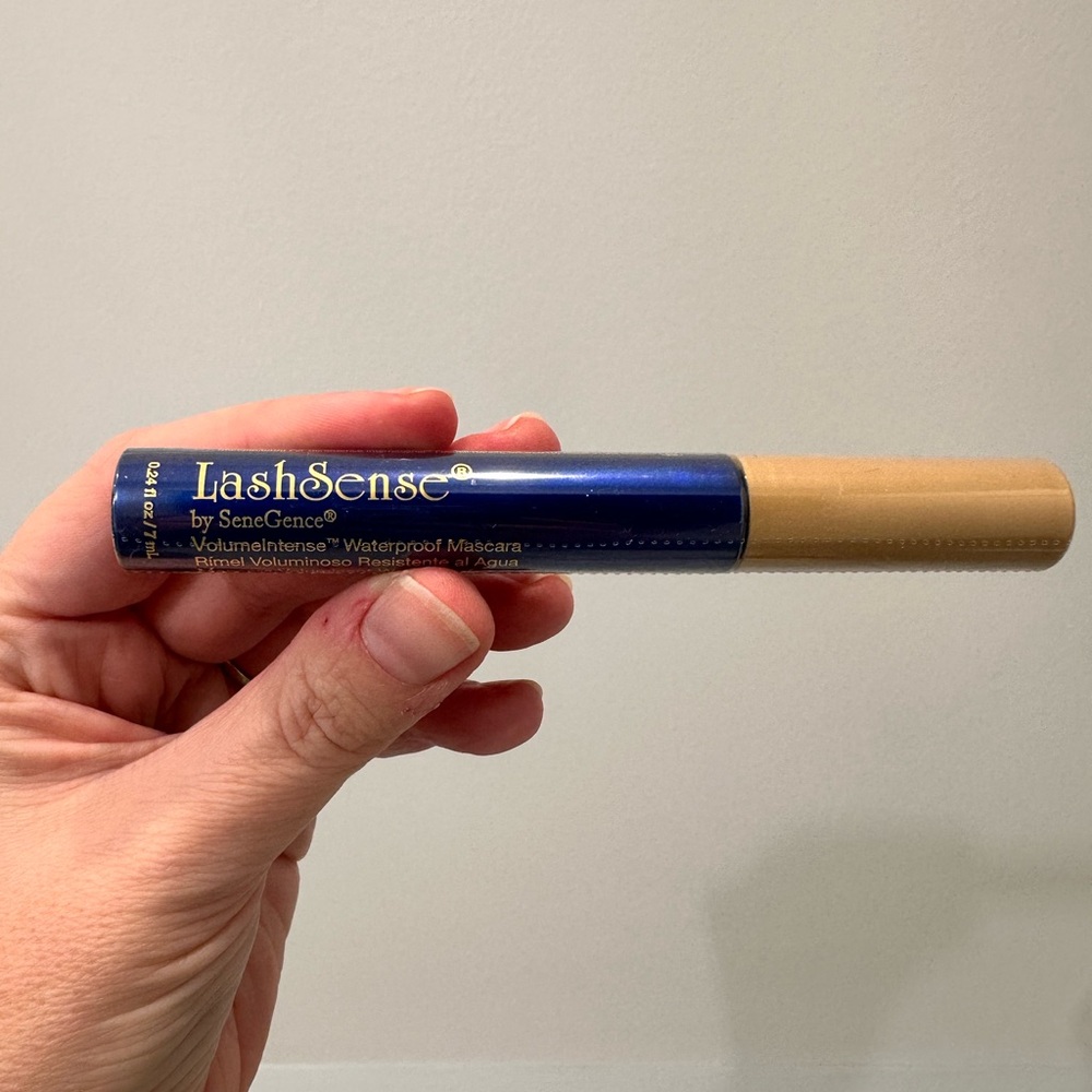LashSense Volume Intense Waterproof Mascara by Senegence